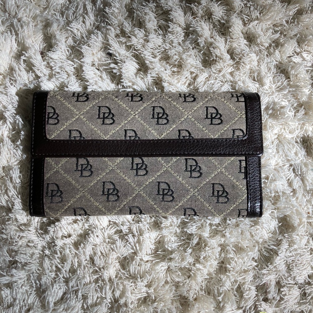 Dooney and Bourke Wallet